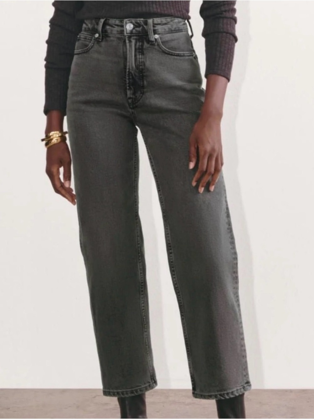 Everlane The Curvy Way-High Jean in Washed Black
